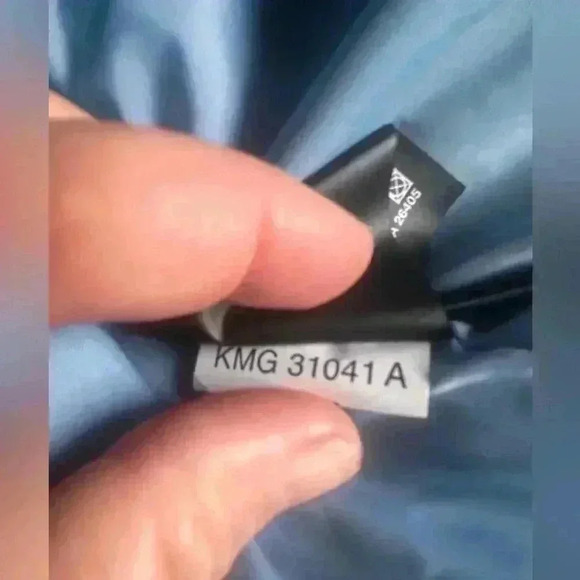 Helly Hansen medium Helly Tech ski/snowboard jacket.Light blue, navy white. - Picture 12 of 16